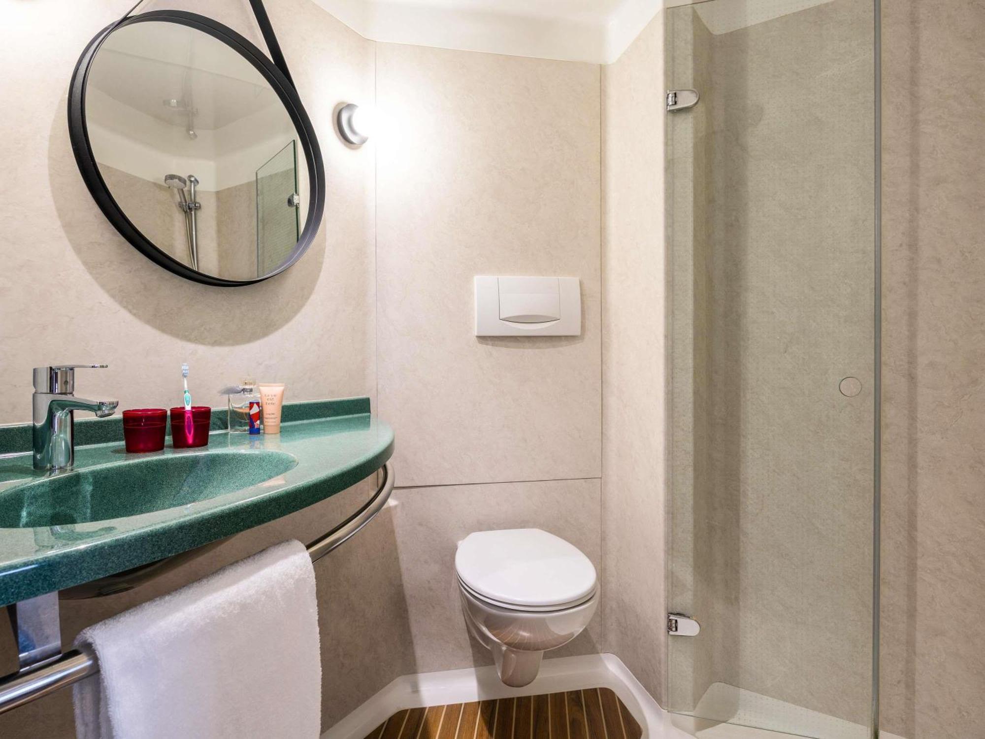 Hotel Ibis Centre 3*